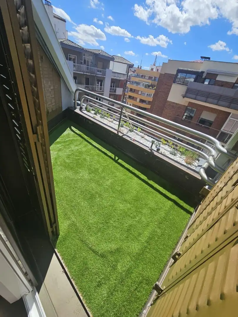 Terrasse von Dachboden zur Miete in León Capital  mit Heizung, Terrasse und Möbliert