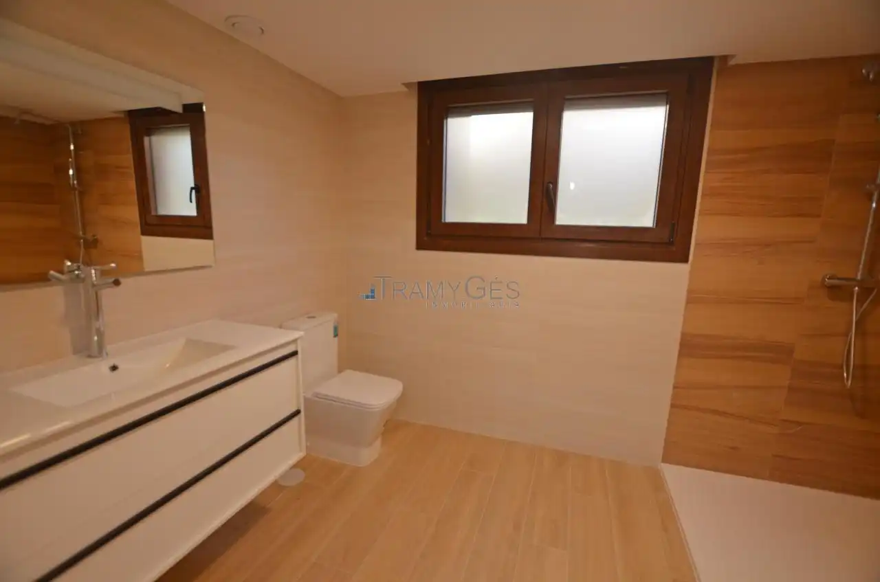Bany de Casa o xalet en venda en Tomiño amb Calefacció, Jardí privat i Terrassa