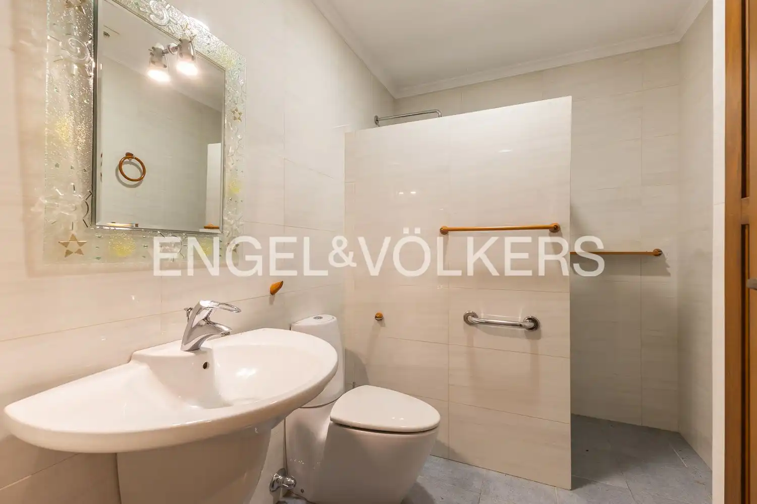Baño de Casa o chalet en venta en Alberic con Aire acondicionado, Calefacción y Terraza