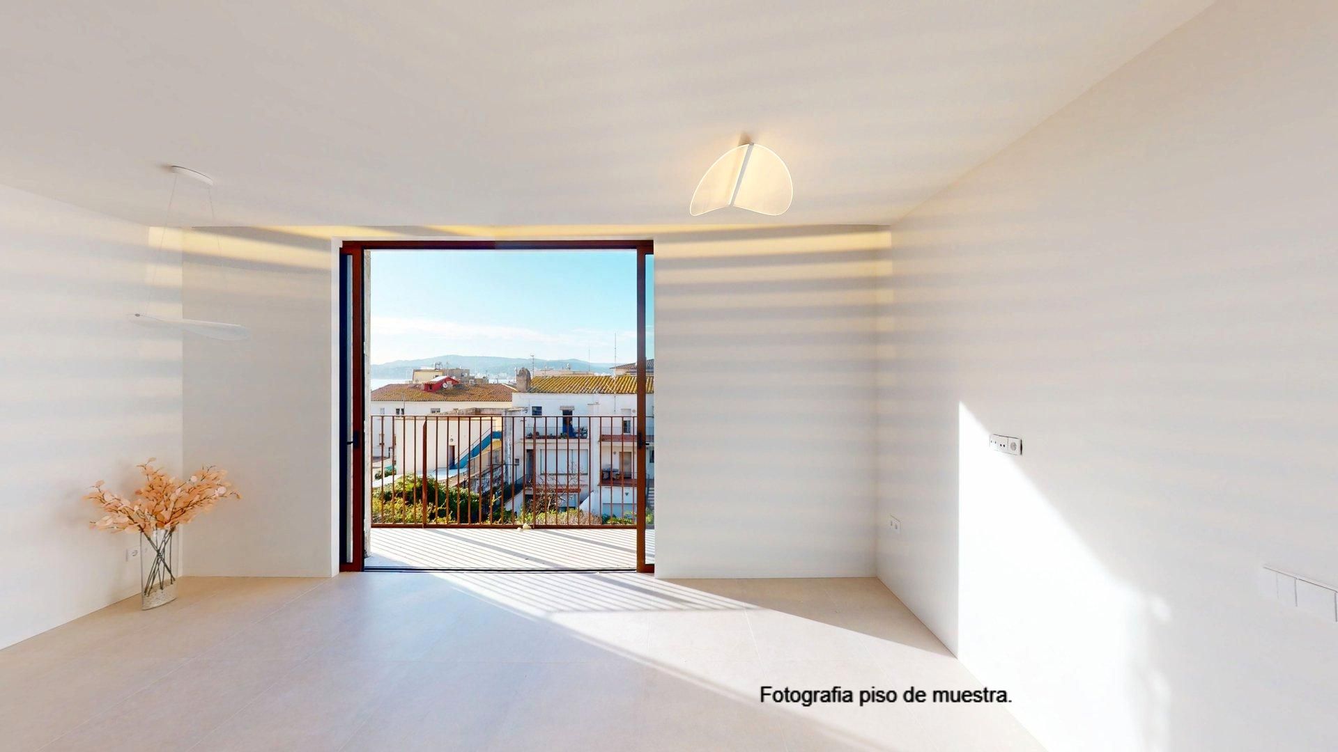 Bedroom of Flat for sale in Palamós  with Air Conditioner, Heating and Private garden