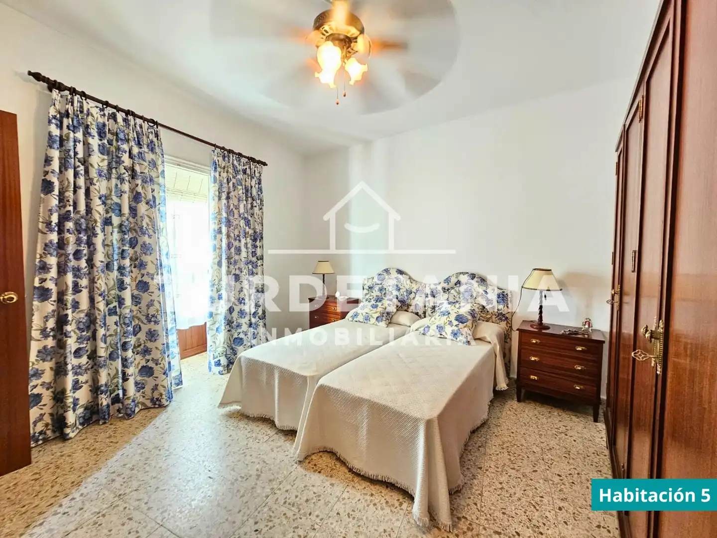 Schlafzimmer von Haus oder Chalet zum Verkauf in Sanlúcar de Barrameda mit Terrasse, Abstellraum und Möbliert