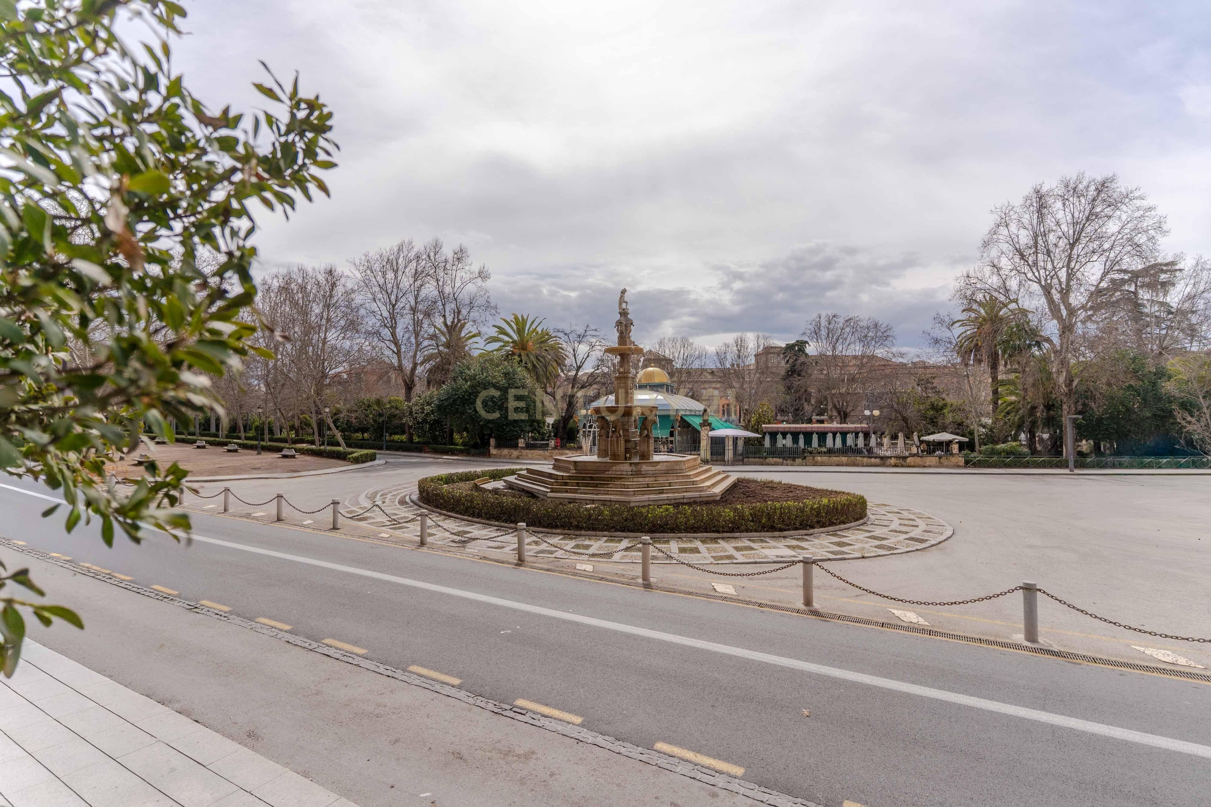 Exterior view of Duplex for sale in  Granada Capital  with Air Conditioner, Private garden and Storage room