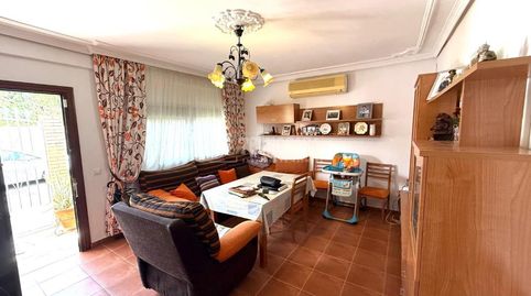 Foto 3 de Casa adosada en venta en Calle Platero, Barrio Alto, San Juan de Aznalfarache