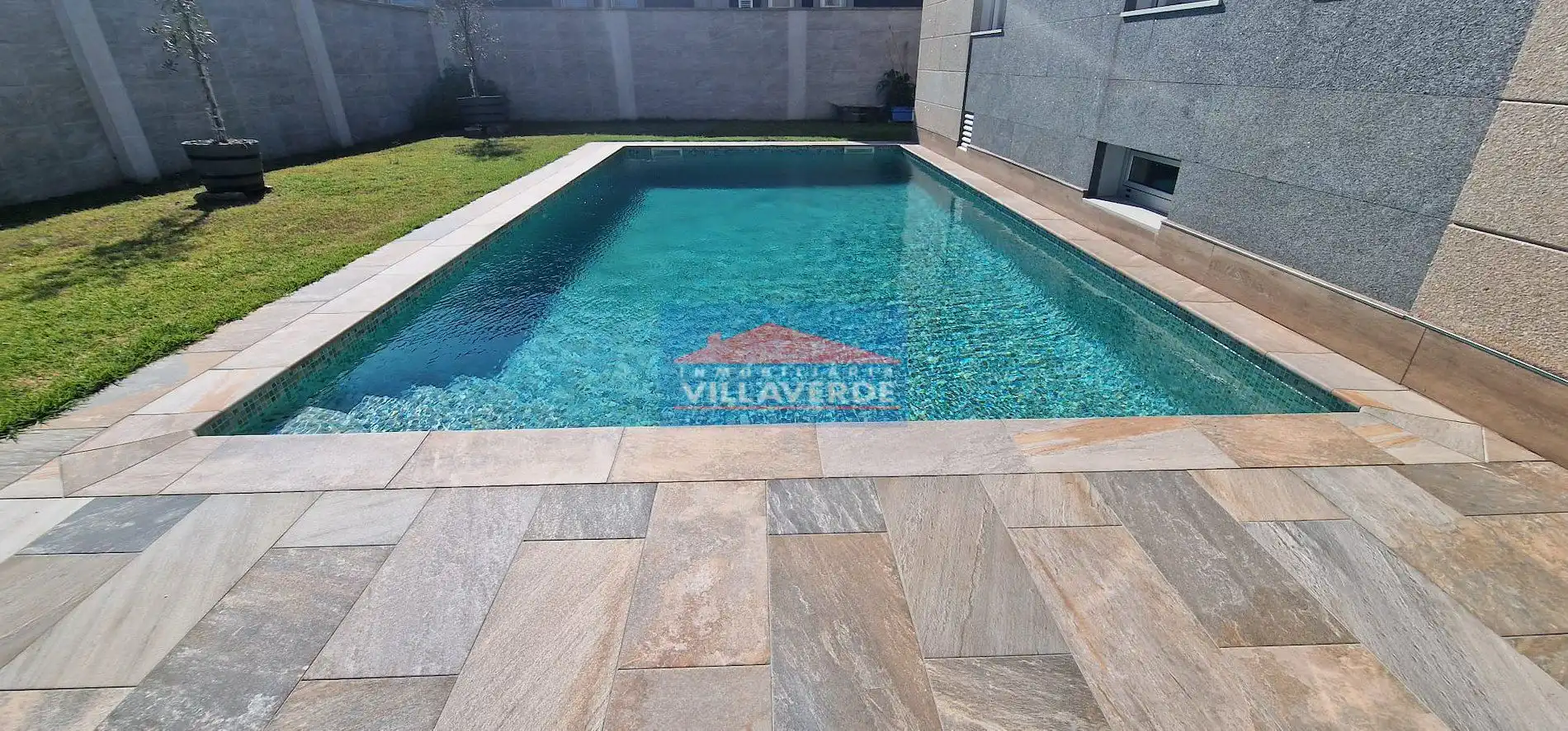 Piscina de Casa o chalet en venta en Cangas  con Terraza, Trastero y Piscina