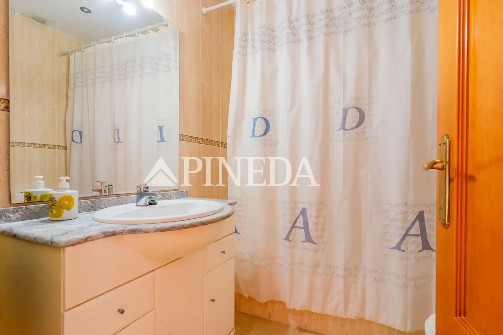 Baño de Casa adosada en venta en Puçol con Calefacción, Terraza y Trastero