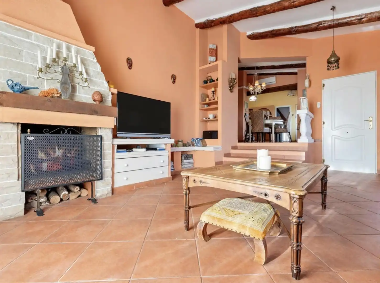 Sala de estar de Casa o chalet en venta en Roda de Berà con Aire acondicionado, Calefacción y Jardín privado