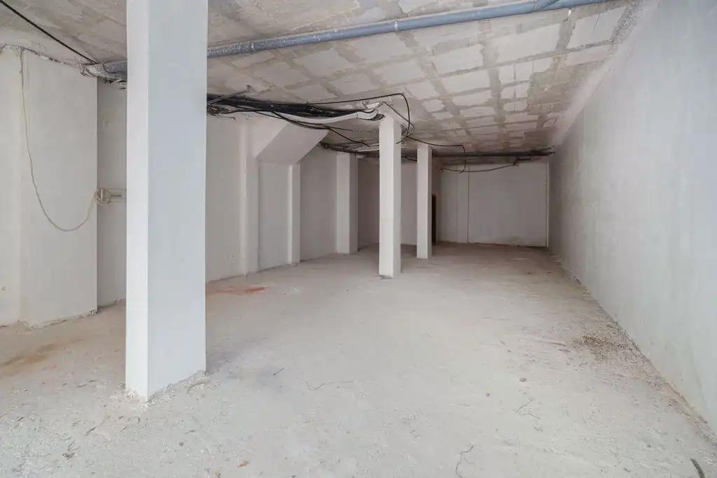 Commercial properties for sale in Monóvar  / Monòver
