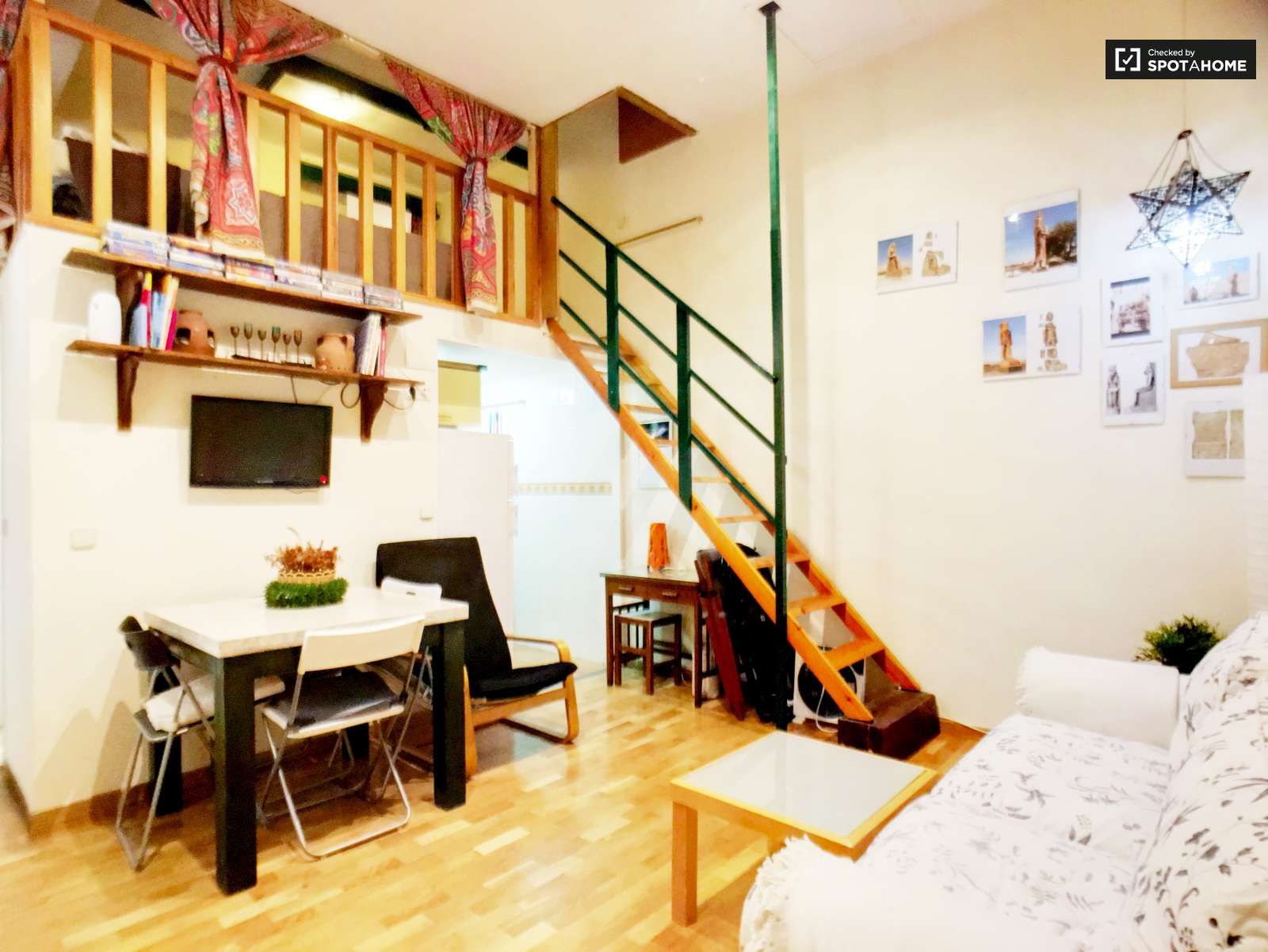 Apartament per a compartir a Embajadores - Lavapiés