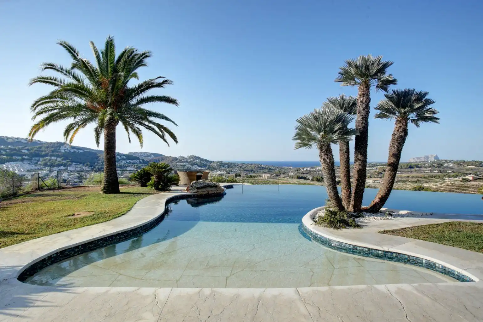 Piscina de Finca rústica en venda en Moraira amb Jardí privat, Traster i Piscina