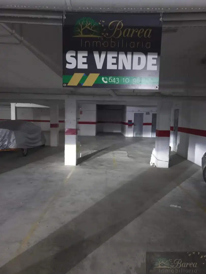 Parking for sale in Rute