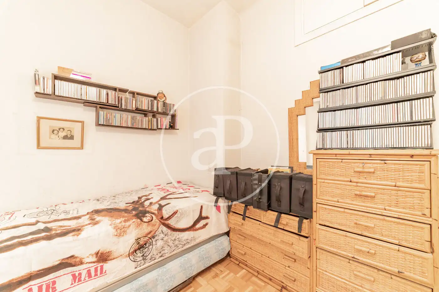 Habitación de Piso en venta en Madrid con Calefacción, Terraza y Trastero