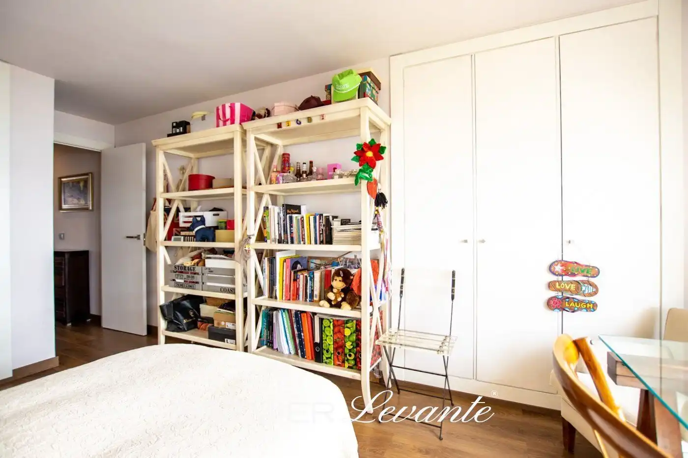 Habitación de Piso en venta en Alicante / Alacant con Aire acondicionado, Calefacción y Jardín privado