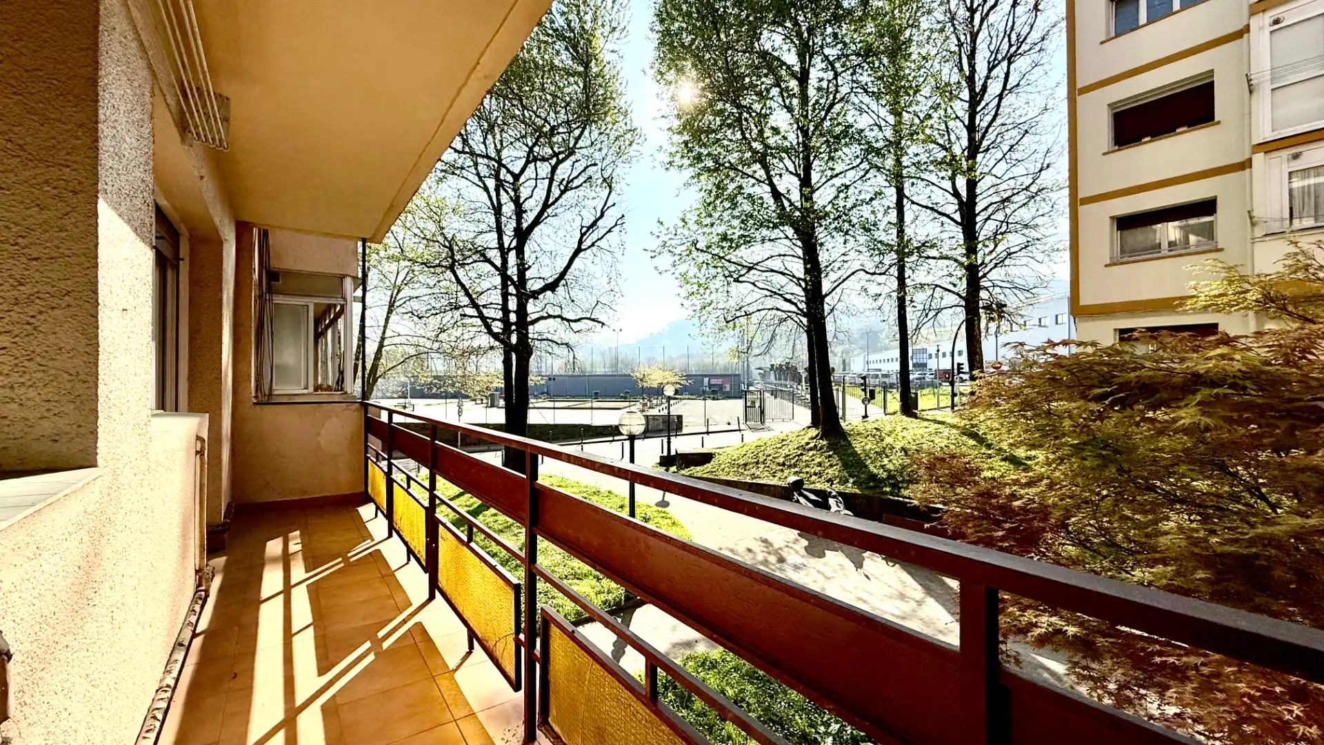 Terraza de Piso en venta en Irun  con Calefacción y Balcón