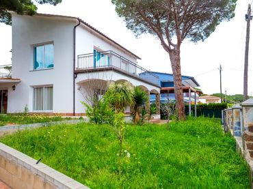 Casa amb jardí en venda a Platja d'Aro