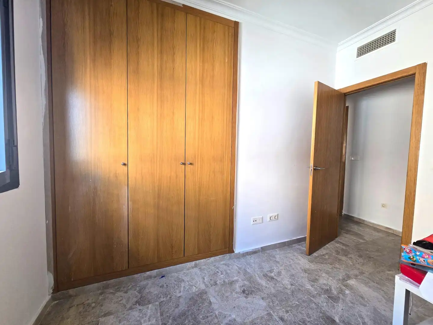 Habitación de Piso en venta en Mairena del Aljarafe con Piscina comunitaria