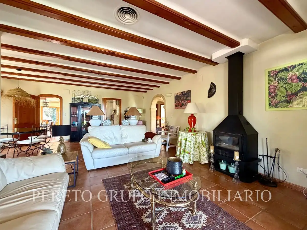 Detached house with pool for sale in El Montgó, imagen 9