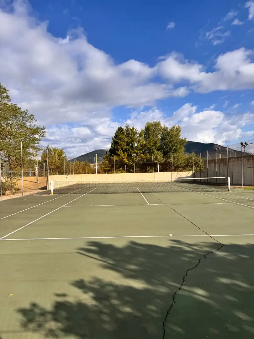 Vista exterior de Piso en venta en Sabiñánigo con Calefacción, Terraza y Trastero