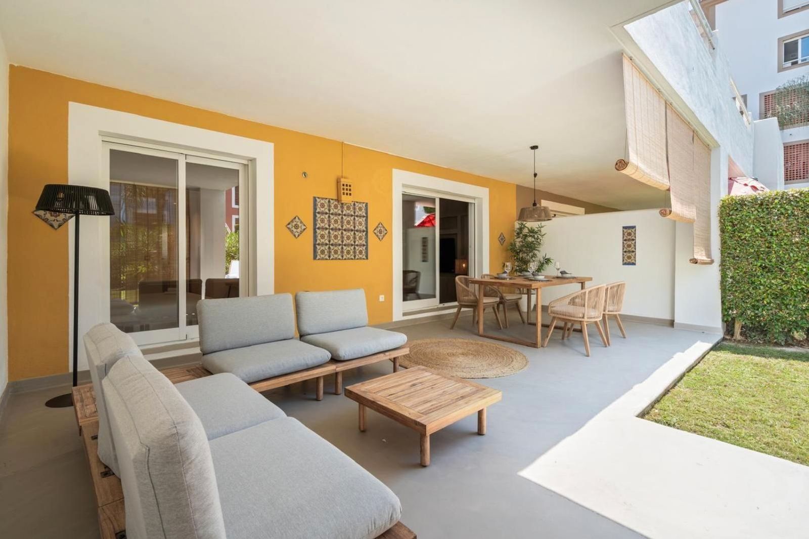 Terrassa de Apartament en venda en Estepona amb Aire condicionat, Jardí privat i Terrassa