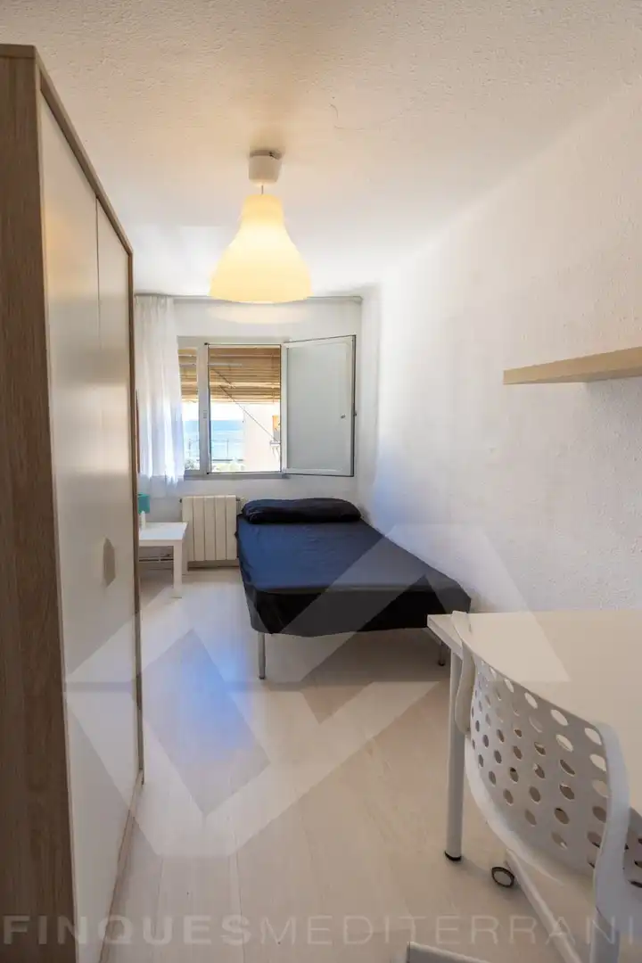 Schlafzimmer von Wohnung zur Miete in Tarragona mit Klimaanlage, Heizung und Parkett