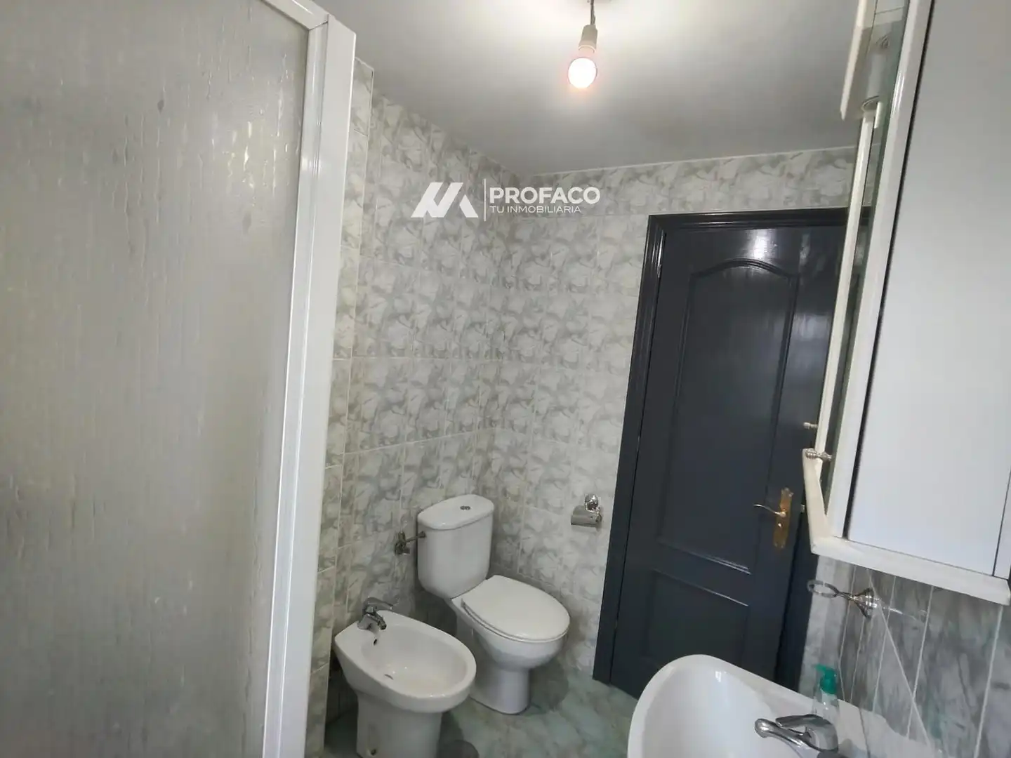 Baño de Casa o chalet en venta en O Carballiño   con Calefacción