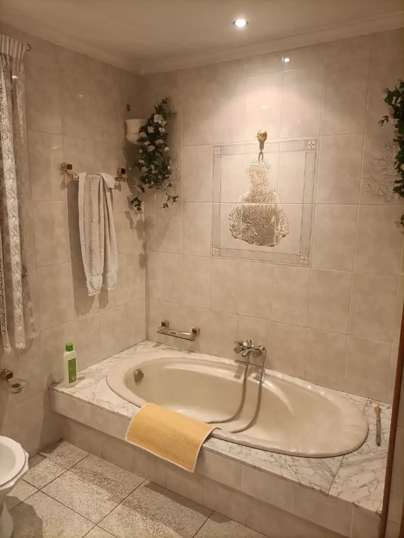 Bathroom of Flat for sale in Monforte de Lemos  with Heating, Private garden and Storage room
