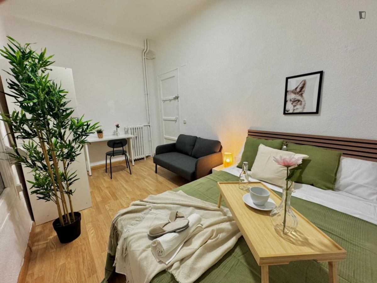 Bedroom of Apartment to share in  Madrid Capital  with Heating, Furnished and Oven