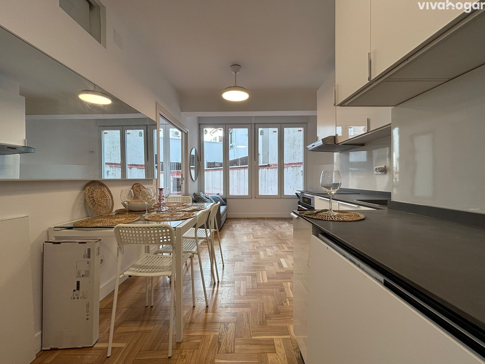 Kitchen of Flat for sale in  Madrid Capital  with Air Conditioner
