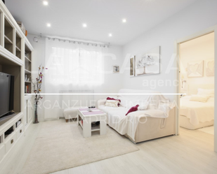 Living room of Planta baja for sale in  Madrid Capital  with Heating and Storage room