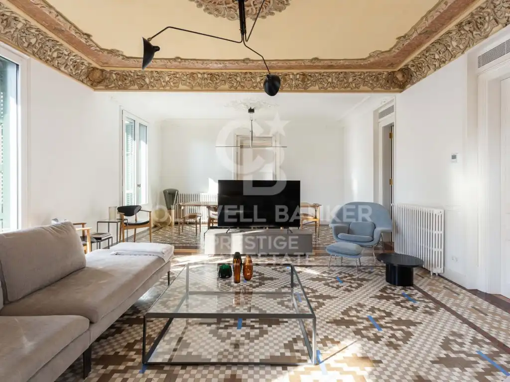 Living room of Attic for sale in Barcelona  with Terrace, Swimming Pool and Balcony