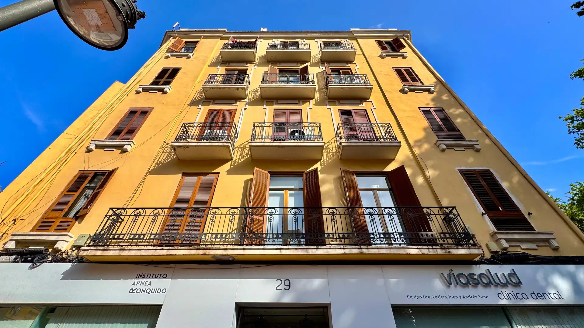 Vista exterior de Apartamento en venta en Valencia con Aire acondicionado, Calefacción y Horno