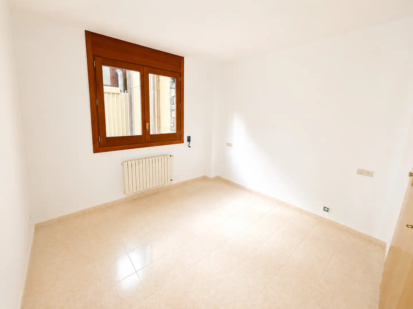 Habitación de Piso de alquiler en Escaldes – Engordany con Calefacción y Terraza