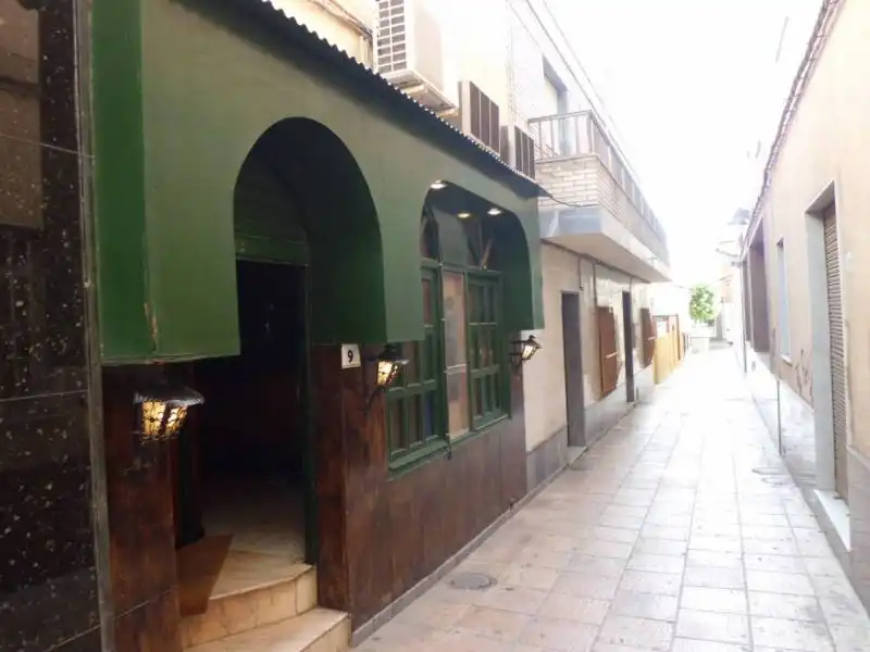 Local comercial en venda a El Ejido Ciudad