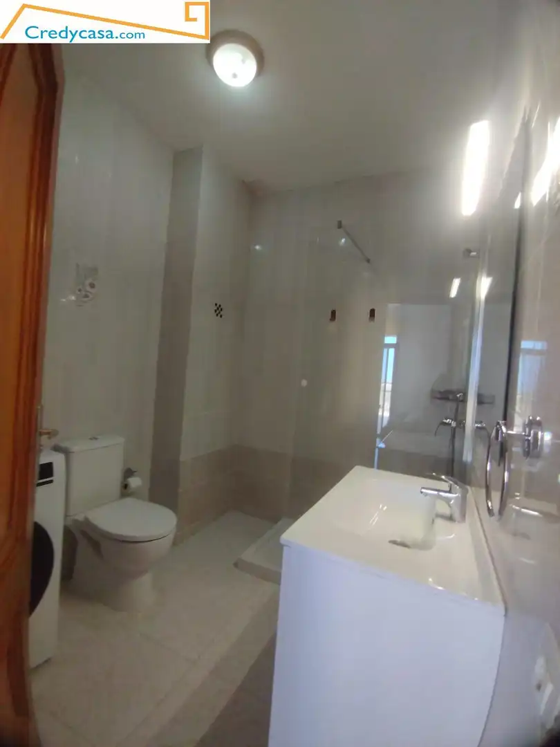 Badezimmer von Dachboden zur Miete in Granadilla de Abona mit Terrasse, Möbliert und Balkon