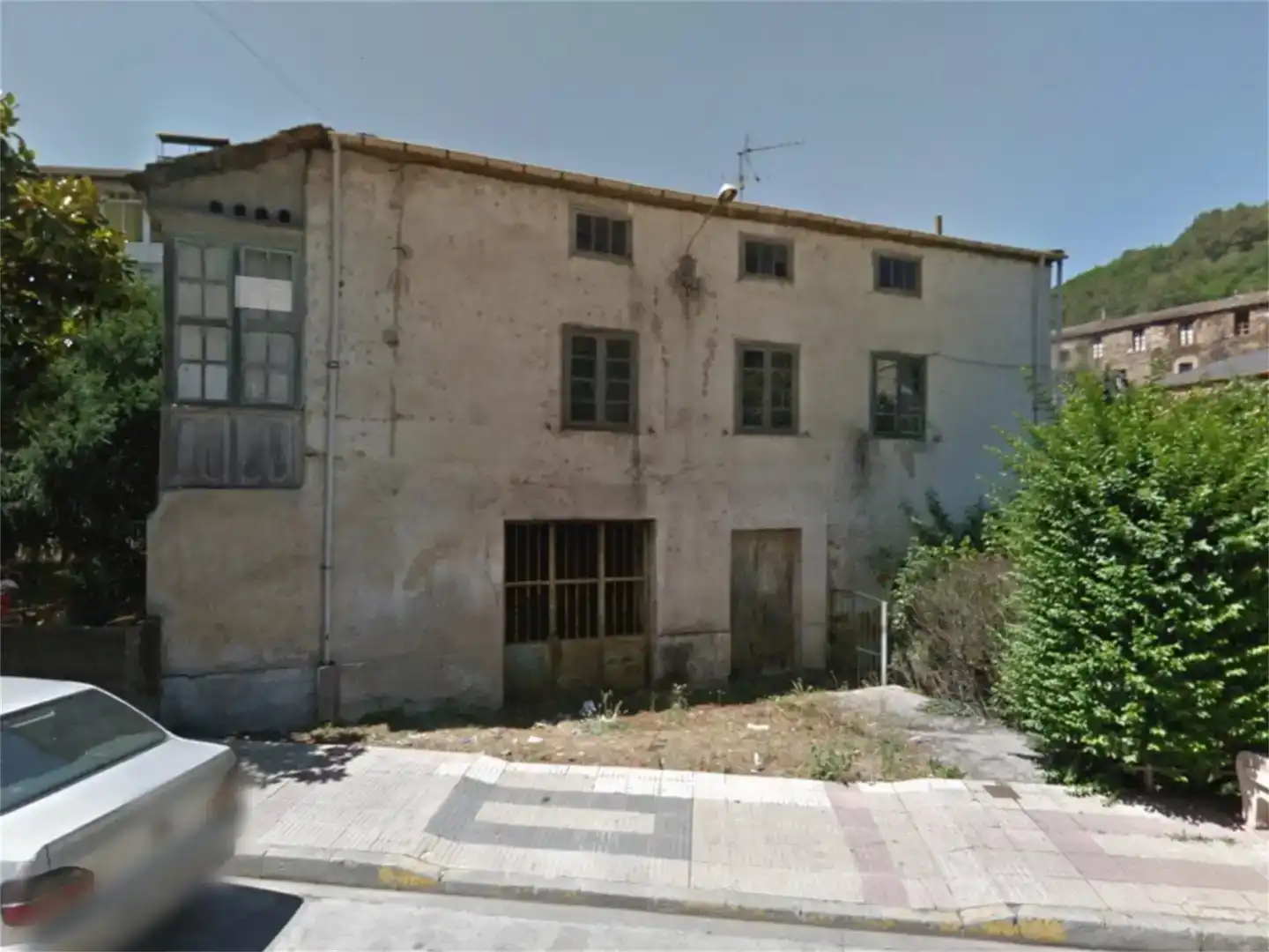 Vista exterior de Casa o chalet en venta en Navia de Suarna con Jardín privado y Balcón