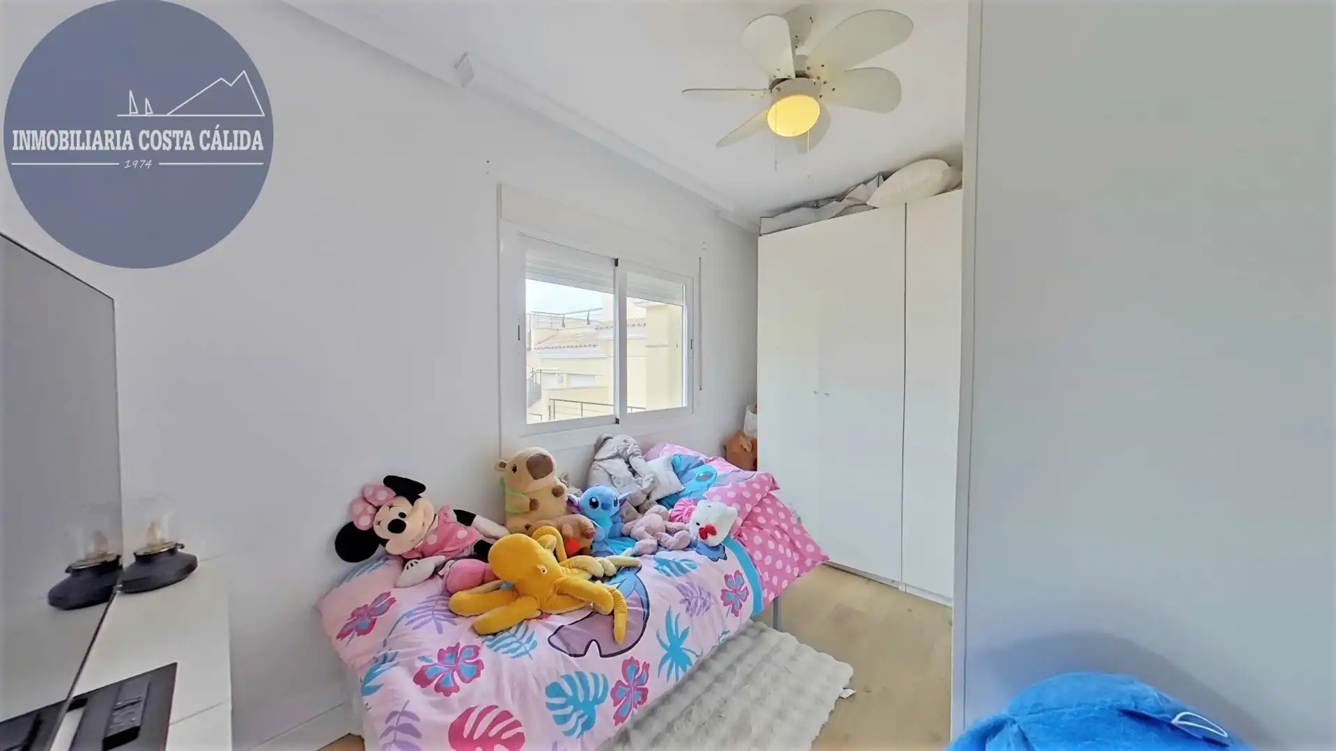Schlafzimmer von Einfamilien-Reihenhaus zum Verkauf in Águilas mit Klimaanlage, Heizung und Privatgarten
