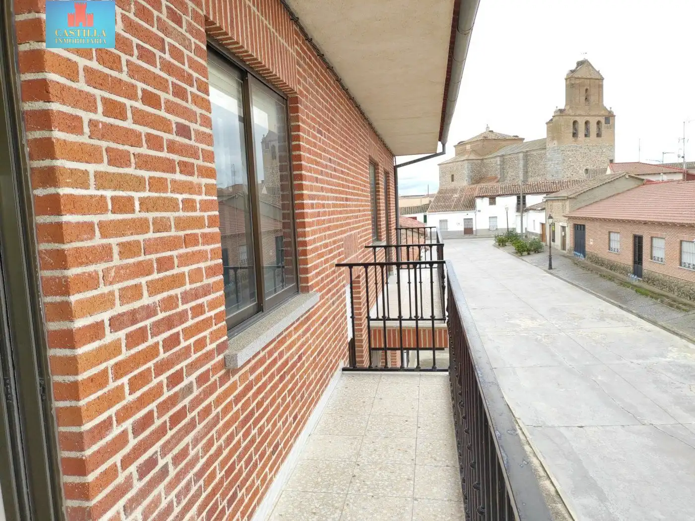 Vista exterior de Casa o chalet en venta en Velayos con Terraza, Trastero y Amueblado