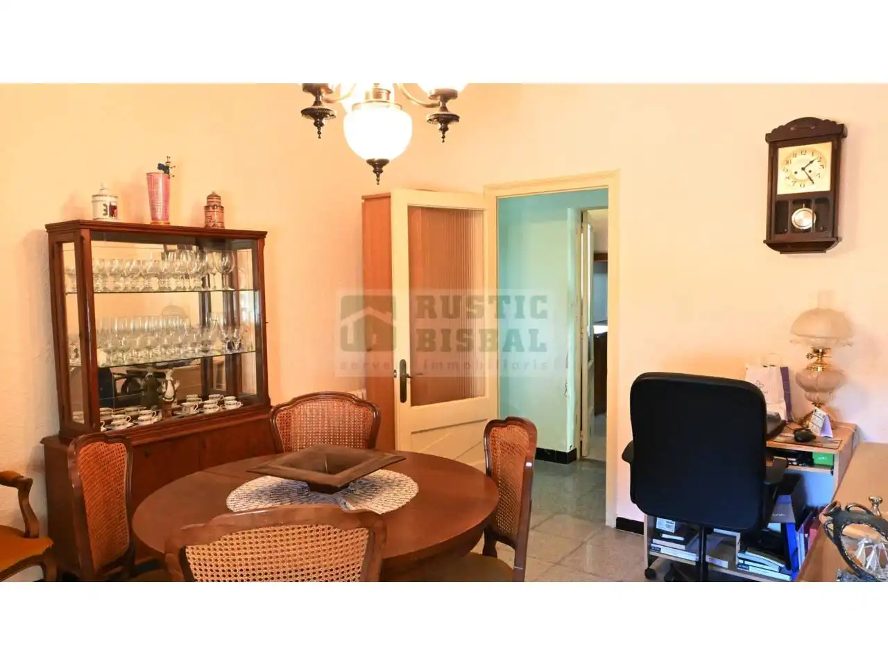 Comedor de Finca rústica en venta en La Bisbal d'Empordà con Calefacción y Jardín privado