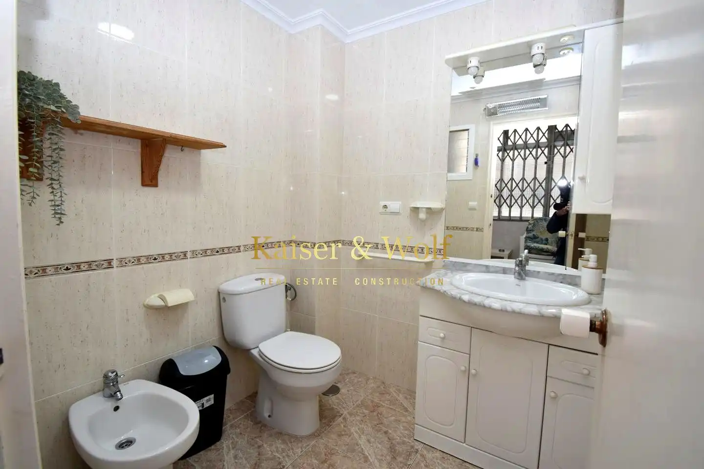 Baño de Piso en venta en Santa Pola con Aire acondicionado y Amueblado