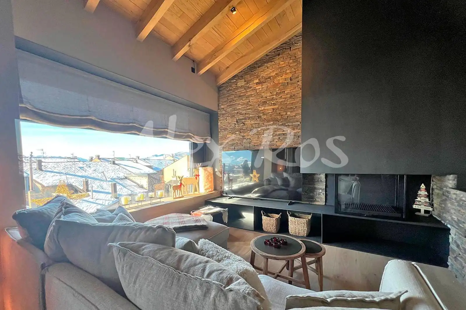 Sala de estar de Casa o chalet en venta en Llívia con Calefacción, Jardín privado y Parquet