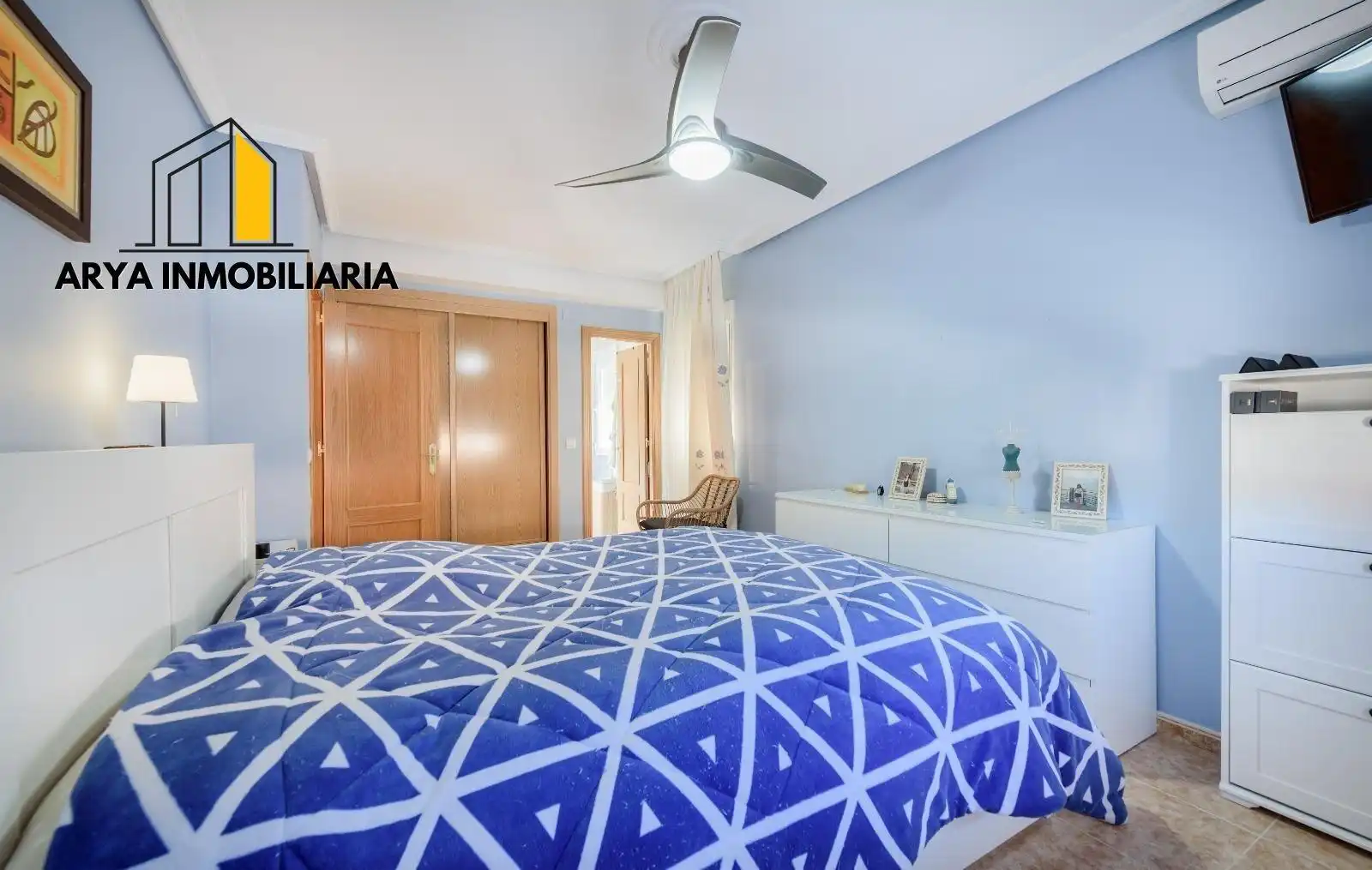 Habitación de Casa o chalet en venta en Horche con Aire acondicionado, Calefacción y Jardín privado