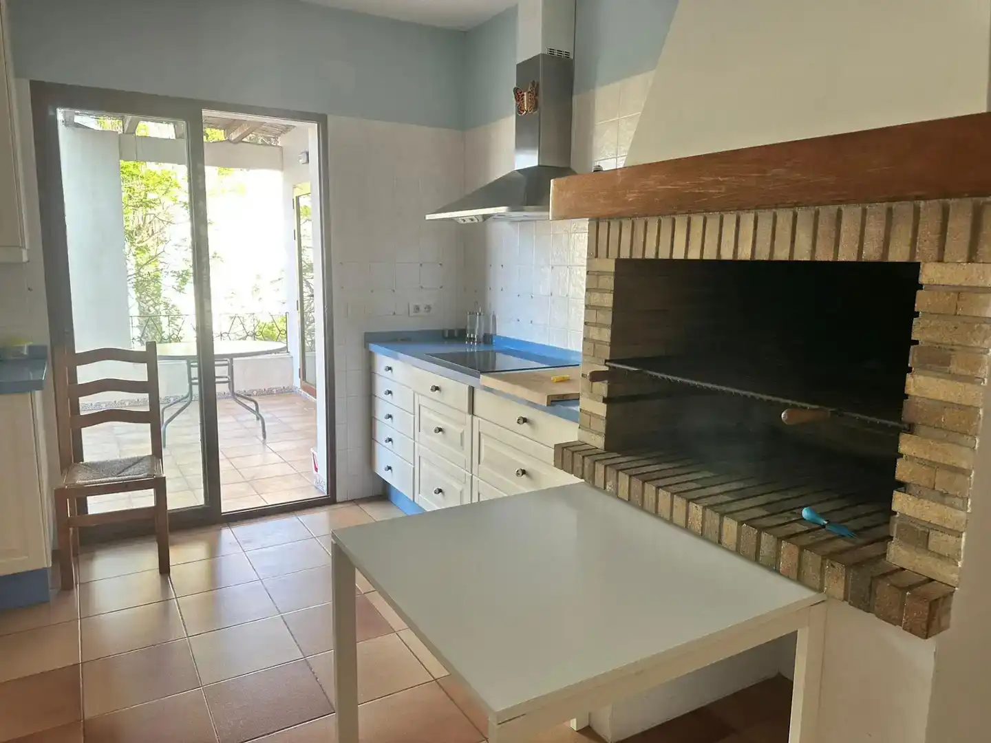Cuina de Pis de lloguer en Altea amb Aire condicionat, Parquet i Moblat