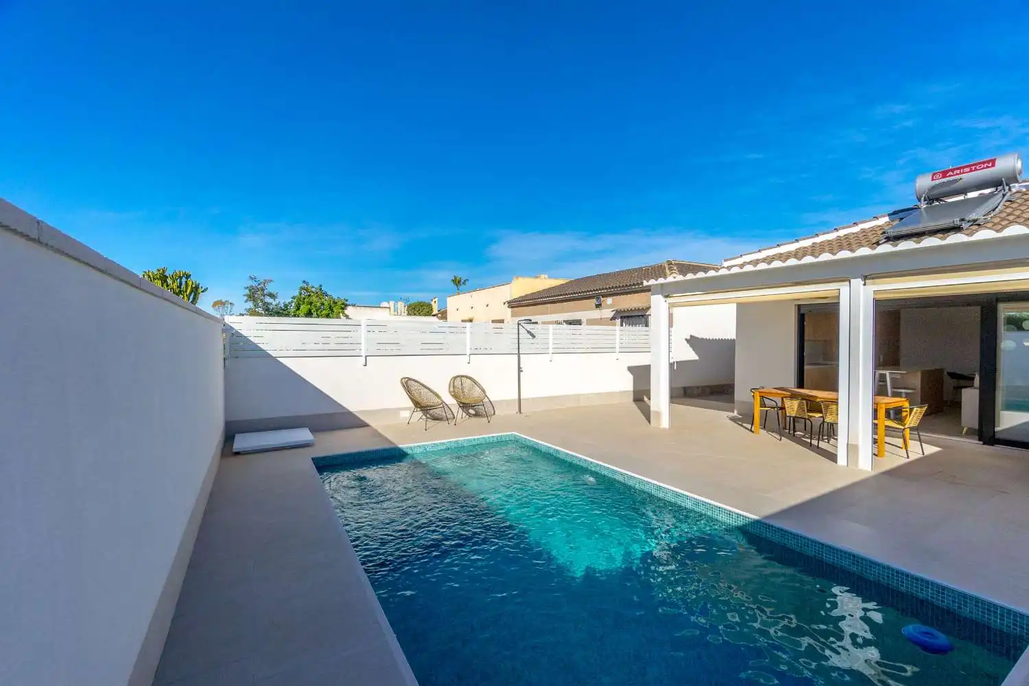 Villa avec piscine à vendre à Zona Carrefour - Urbanizaciones