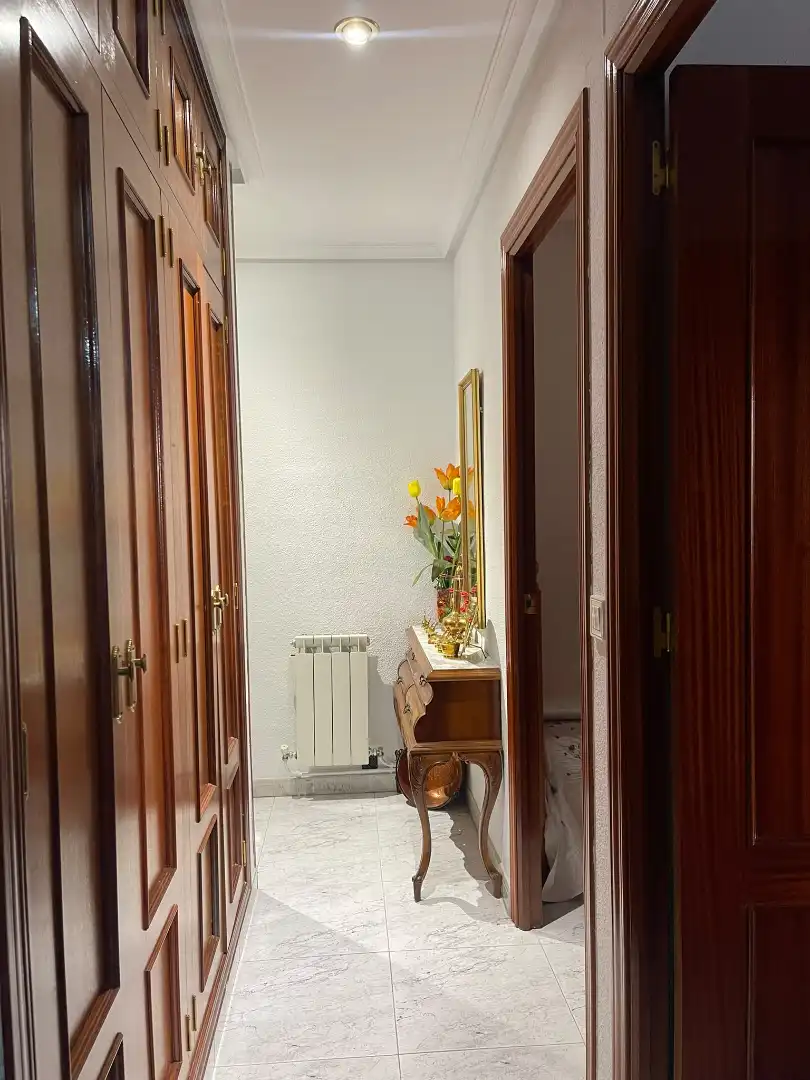Piso en venta en Miralvalle - Av. Virgen del Puerto - La Data 