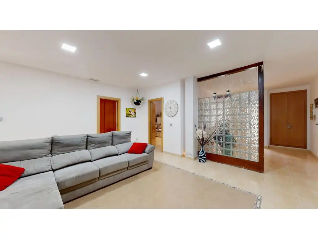 Sala d'estar de Casa o xalet en venda en Burjassot