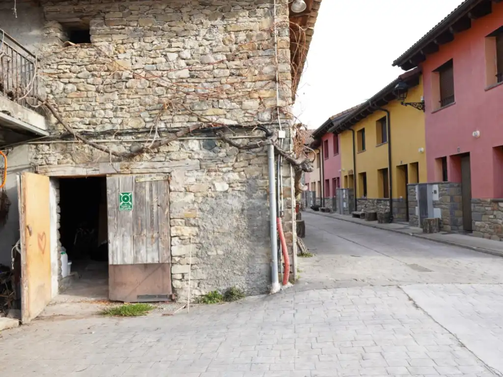 Buildings for sale in Diseminados Afueras Navarri, 1, Foradada del Toscar