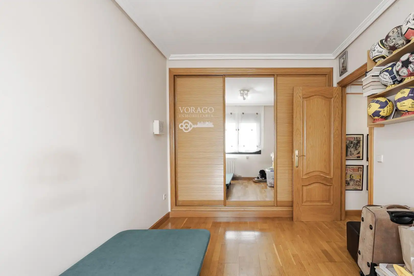 Habitación de Casa o chalet en venta en Villanueva de la Torre con Calefacción, Jardín privado y Terraza