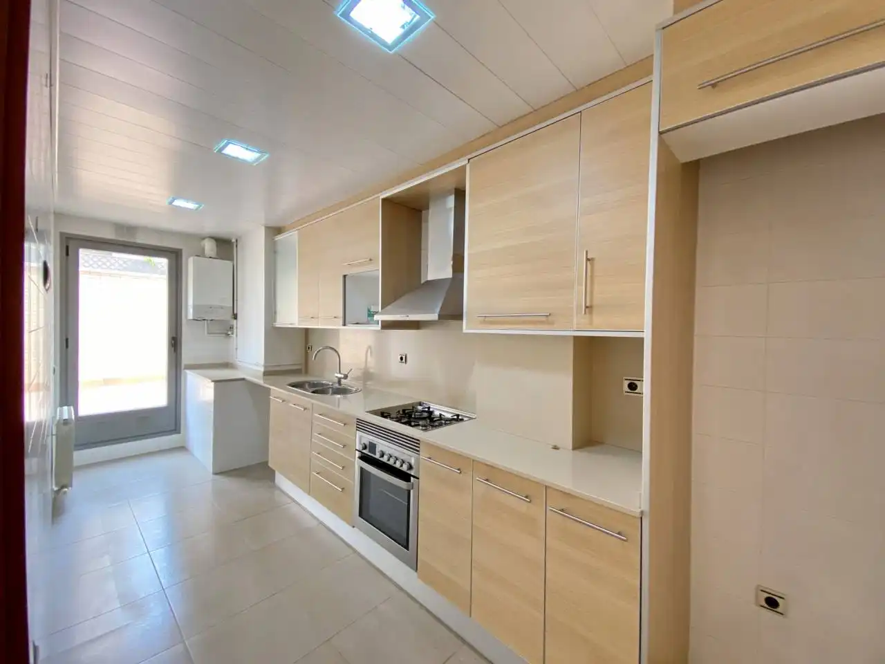 Cuina de Pis en venda en Terrassa amb Aire condicionat, Calefacció i Parquet