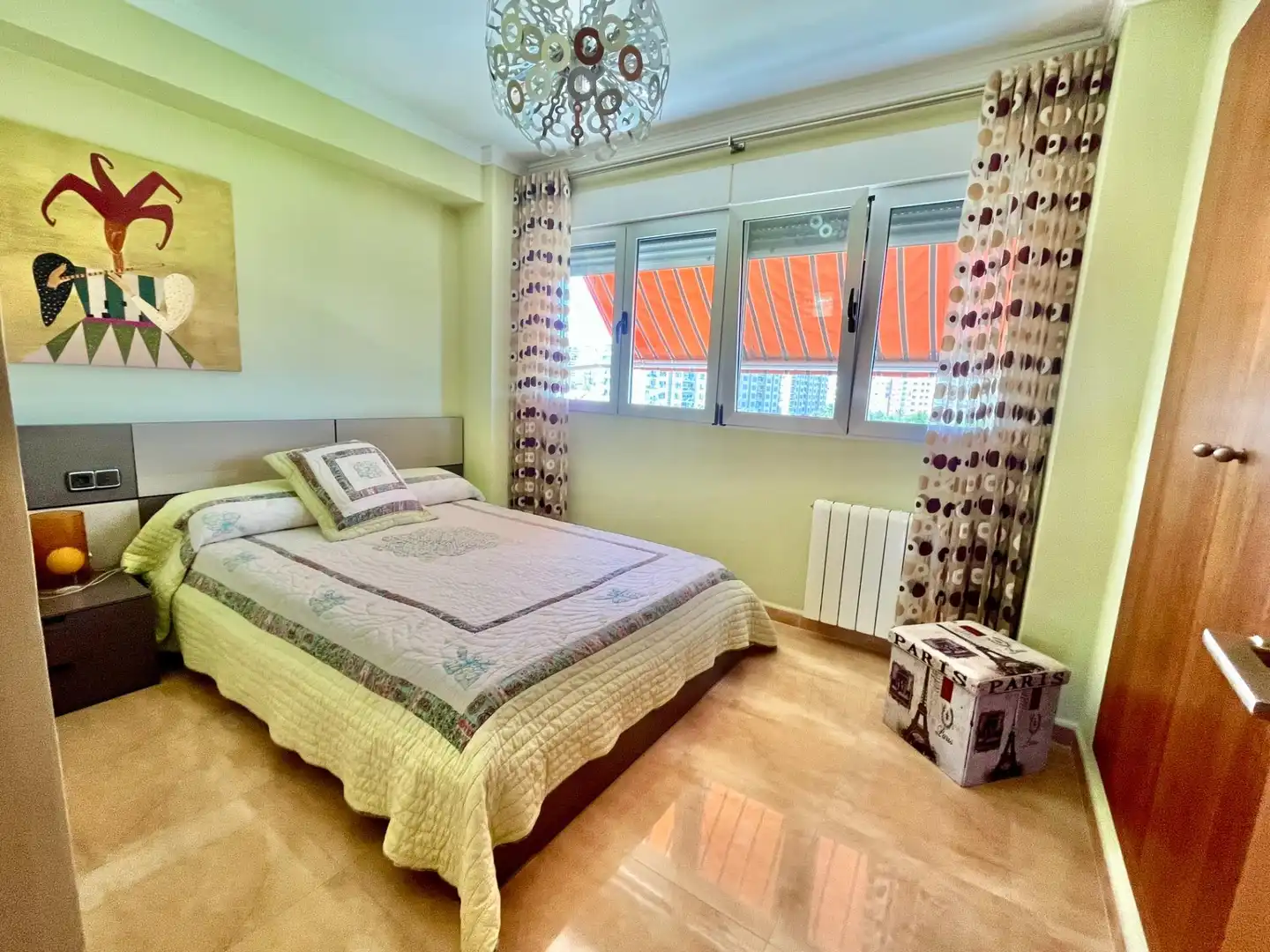 Habitación de Piso en venta en Alicante / Alacant con Aire acondicionado, Calefacción y Piscina comunitaria