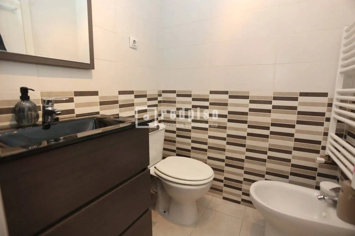 Bathroom of Flat for sale in Madrid  with Air Conditioner, Heating and Terrace