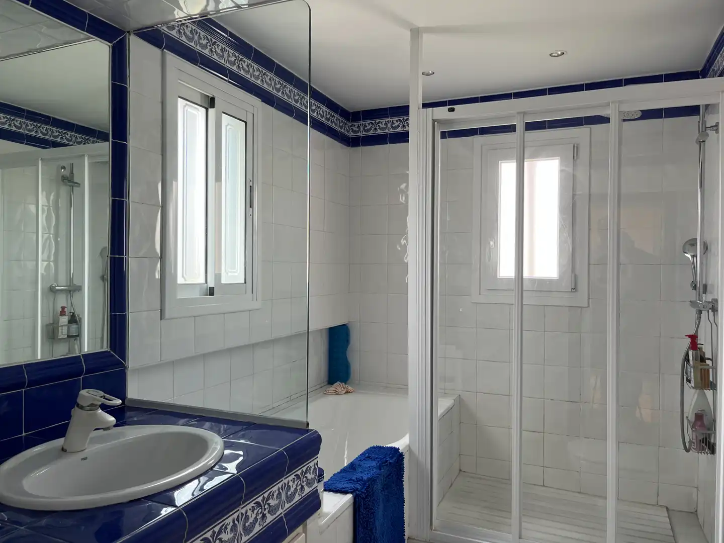 Casa con terraza en venta en Carrer Anglada Camarasa 8, imagen 57